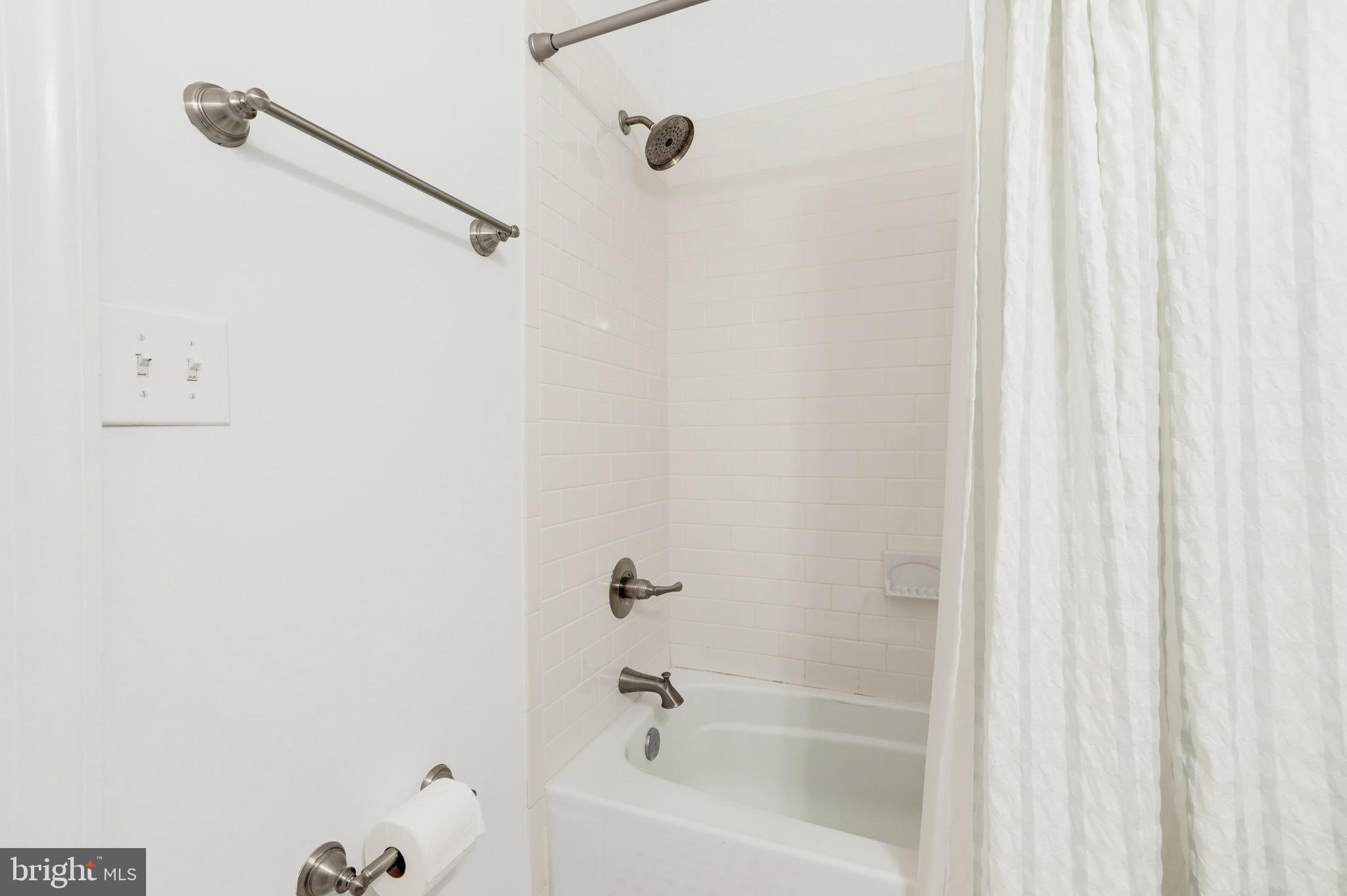 831 Florida Avenue Northeast Washington, DC 20002 - Photo 31 of 42