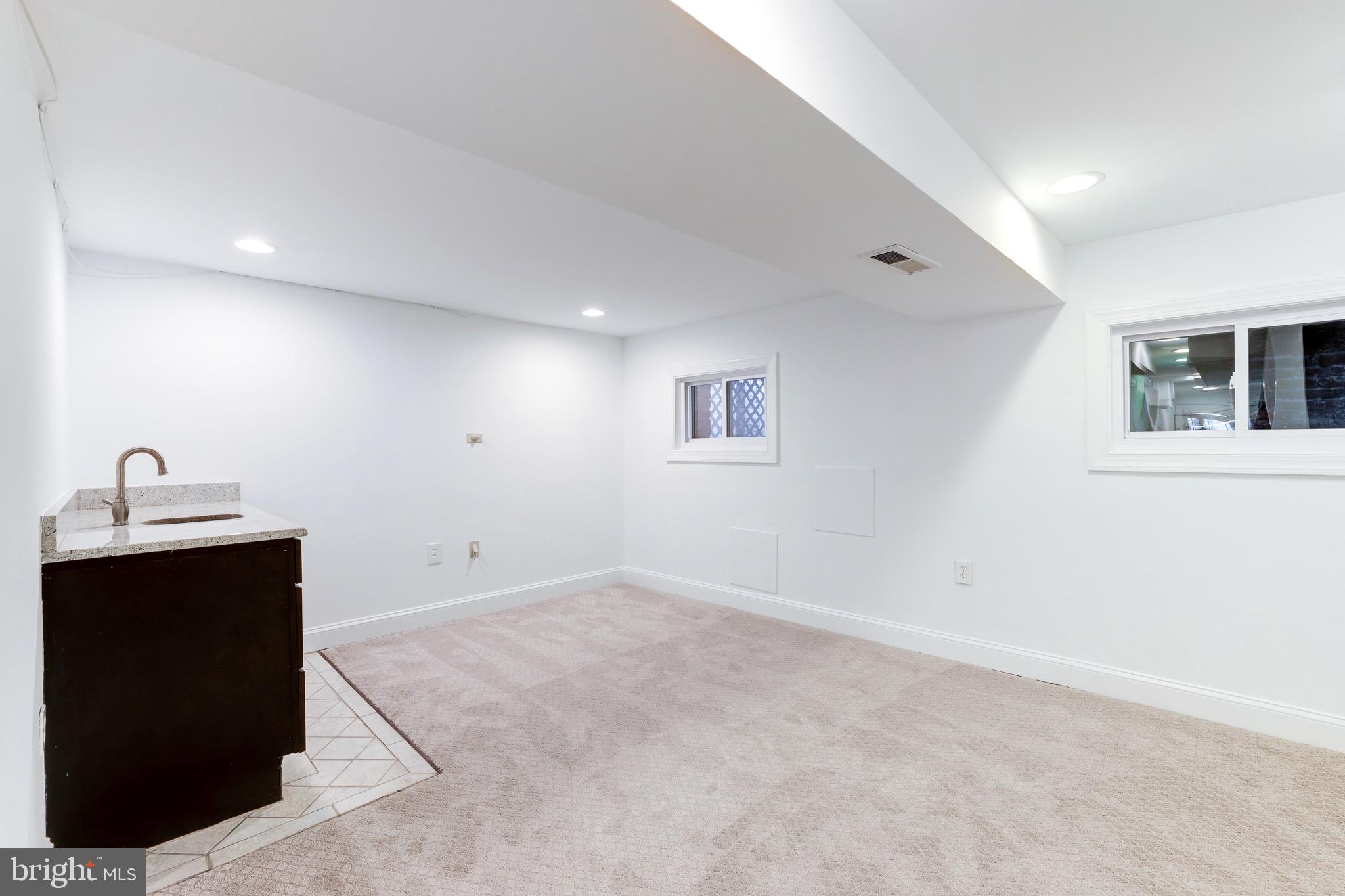 831 Florida Avenue Northeast Washington, DC 20002 - Photo 35 of 42