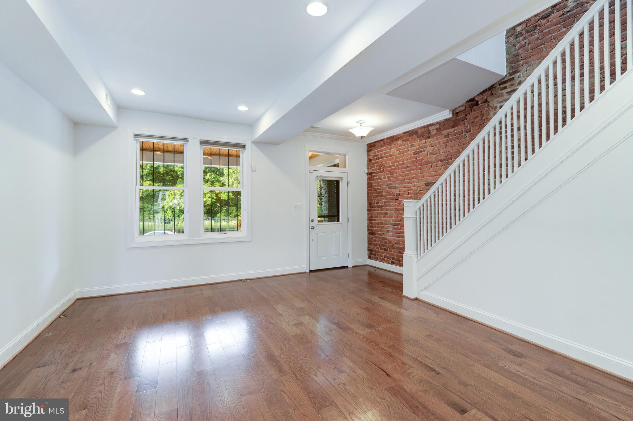 831 Florida Avenue Northeast Washington, DC 20002 - Photo 7 of 42