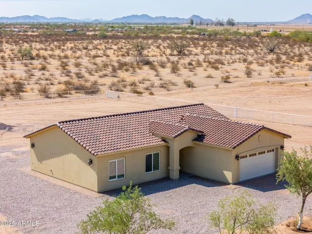 $424,900 | 158 North Pettoshas Drive, Maricopa, AZ 85139