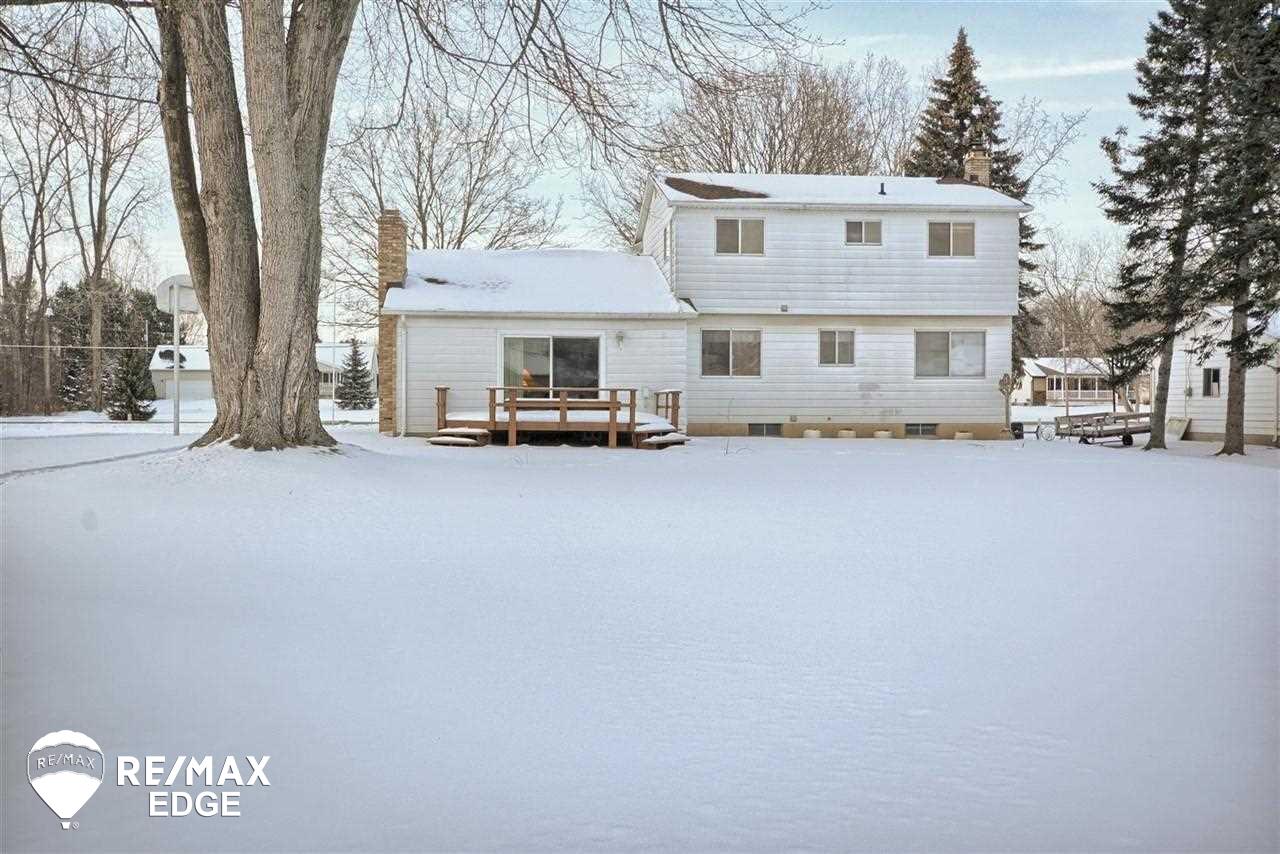 6318 East Potter Road Burton, MI 48509 - Photo 34 of 35 21425405-33.JPG