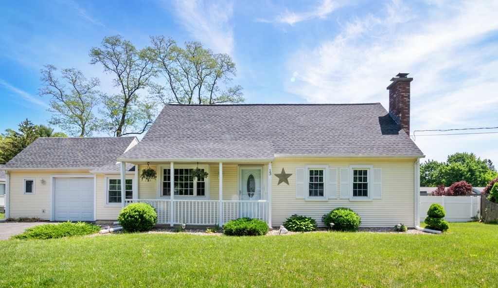 13 Barn Road Agawam, MA 01001 - Photo 1 of 30 Gallery Image 1