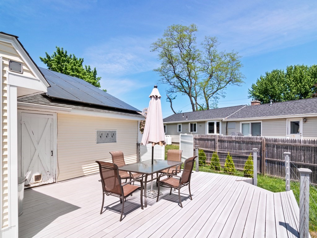 13 Barn Road Agawam, MA 01001 - Photo 4 of 30 Gallery Image 4