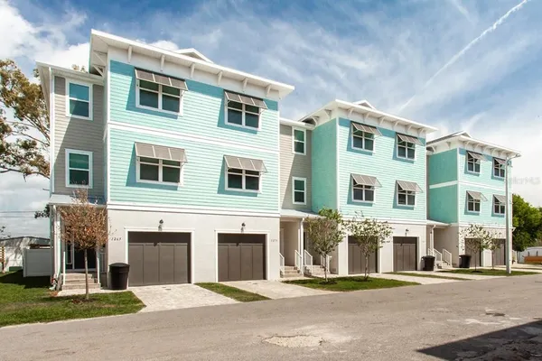 $3,950 | 1273 Savona Drive, St. Petersburg, FL 33702