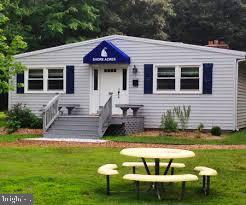998 Shore Acres Road Arnold, MD 21012 - Photo 17 of 21 COMMUNITY CENTER