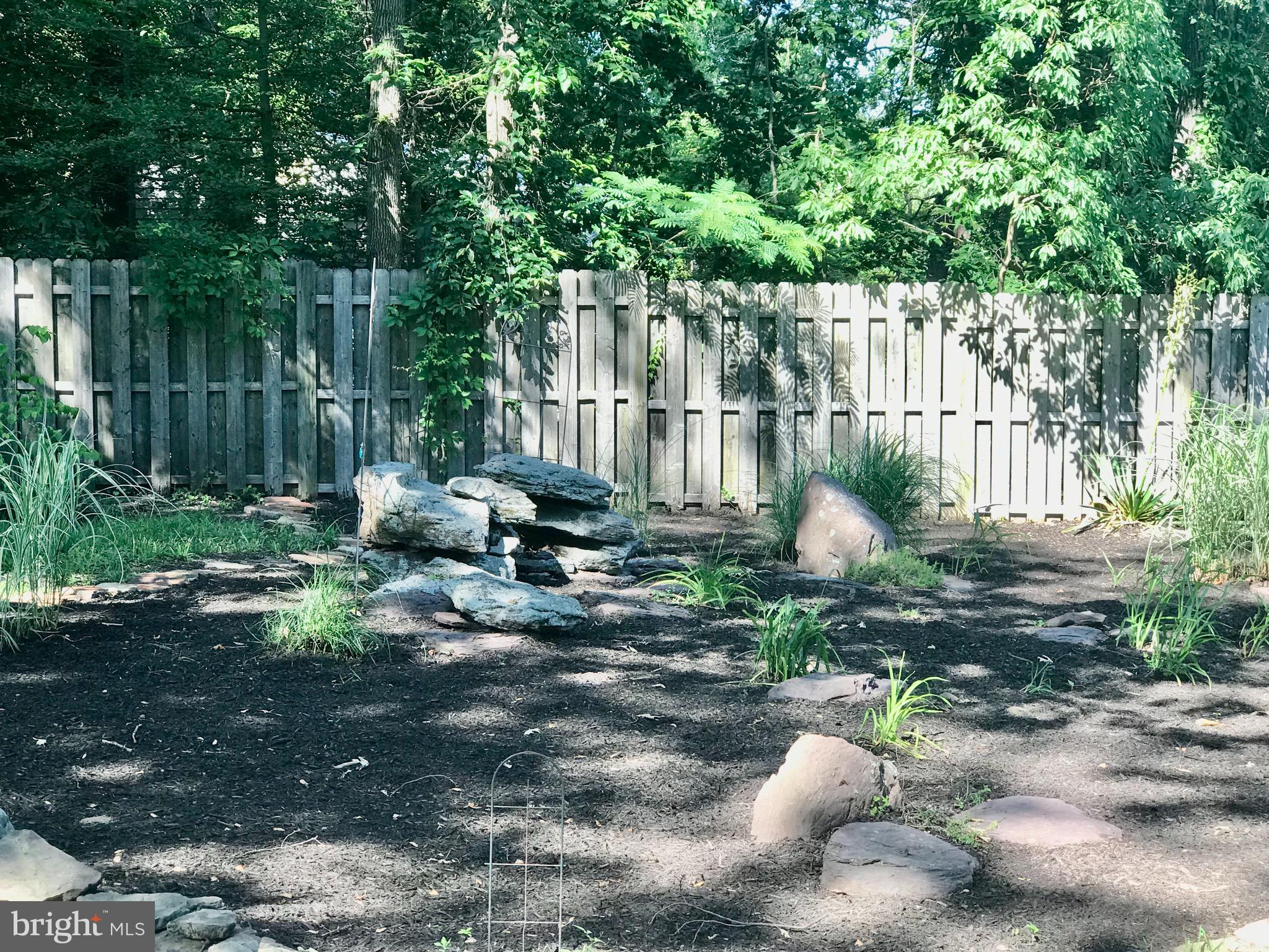 998 Shore Acres Road Arnold, MD 21012 - Photo 3 of 21 LOVELY FRONT AND SIDE GARDENS