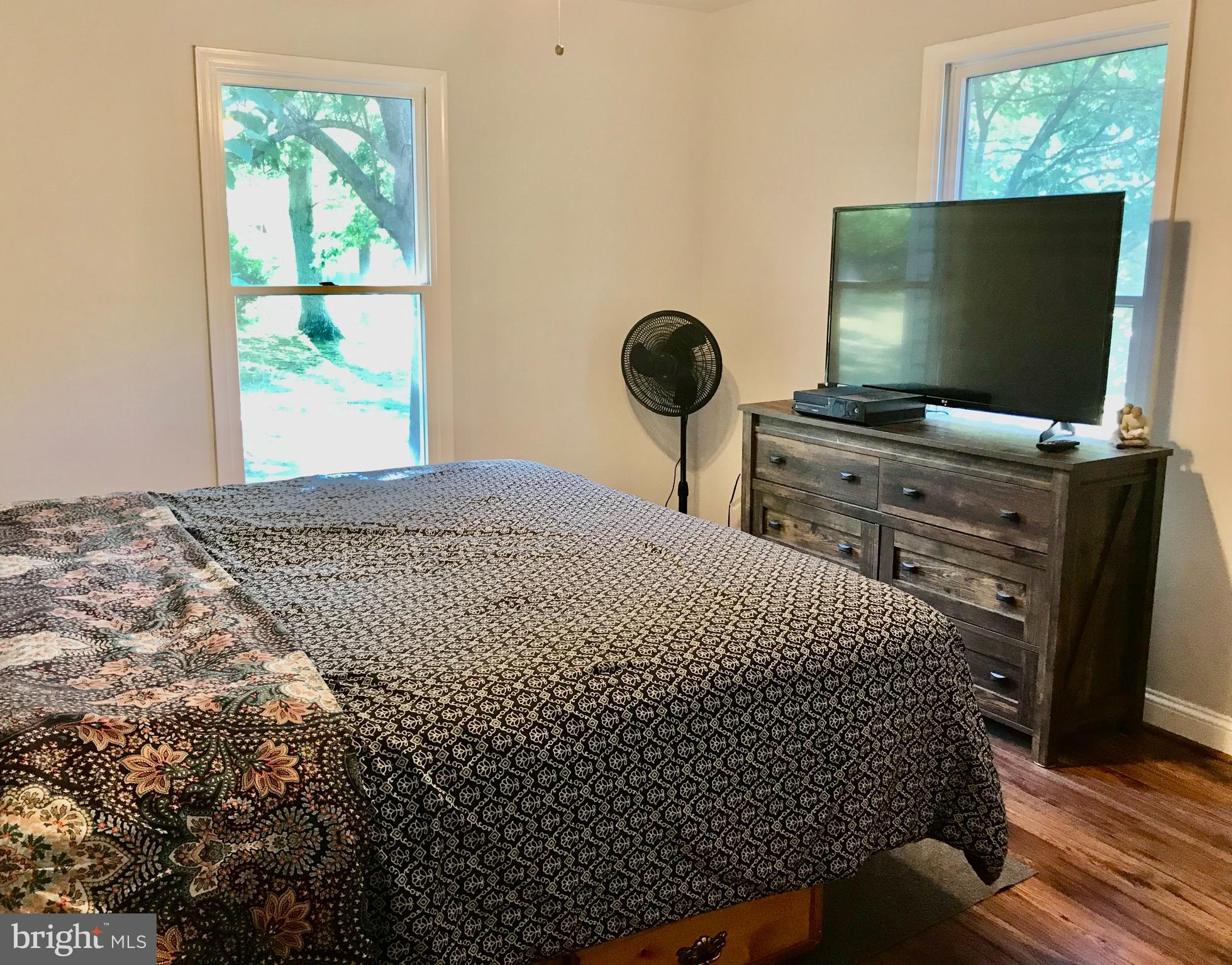 998 Shore Acres Road Arnold, MD 21012 - Photo 7 of 21 BEDROOM #2