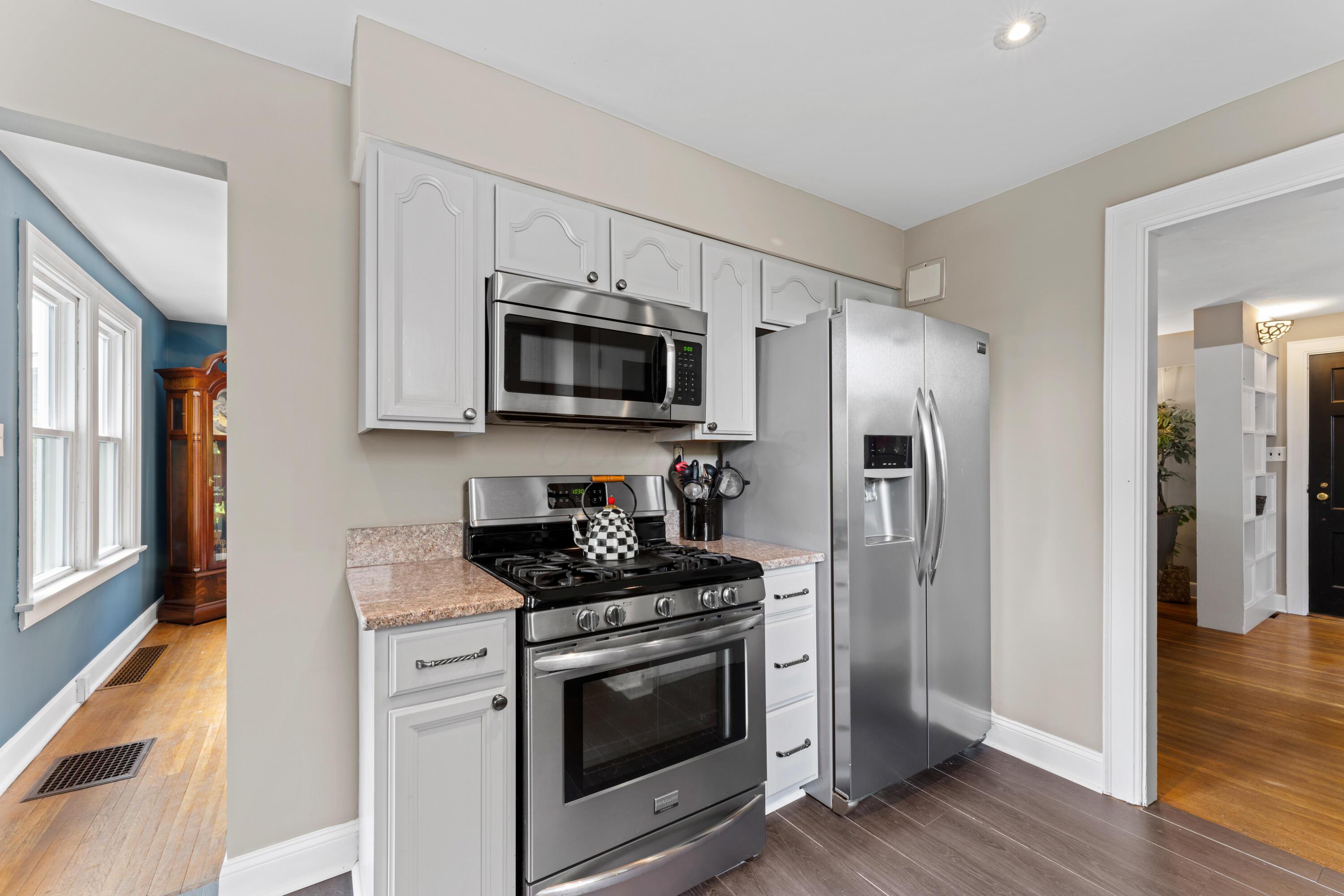 742 South Cassingham Road Bexley, OH 43209 - Photo 16 of 60 Kitchen