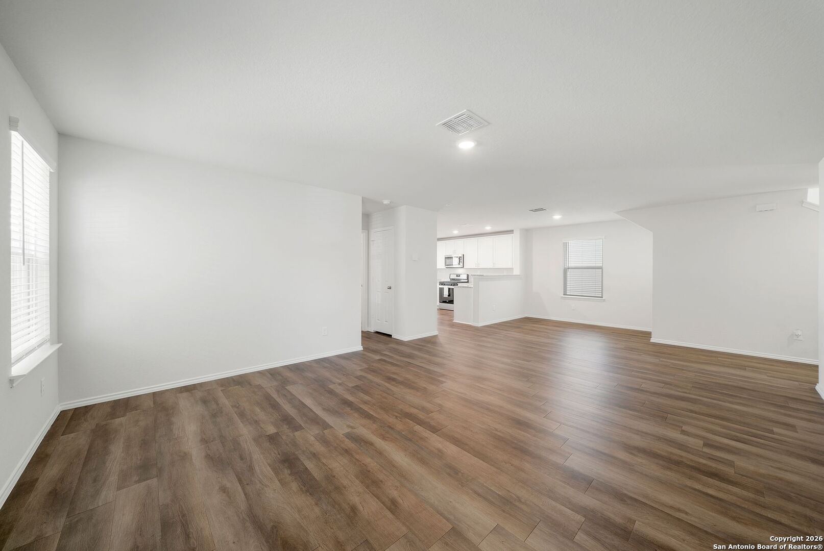 13721 Crossbow Ridge San Antonio, TX 78253 - Photo 4 of 30