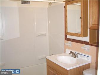 7039 Rutland Street Philadelphia, PA 19149 - Photo 5 of 6 Gallery Image 5
