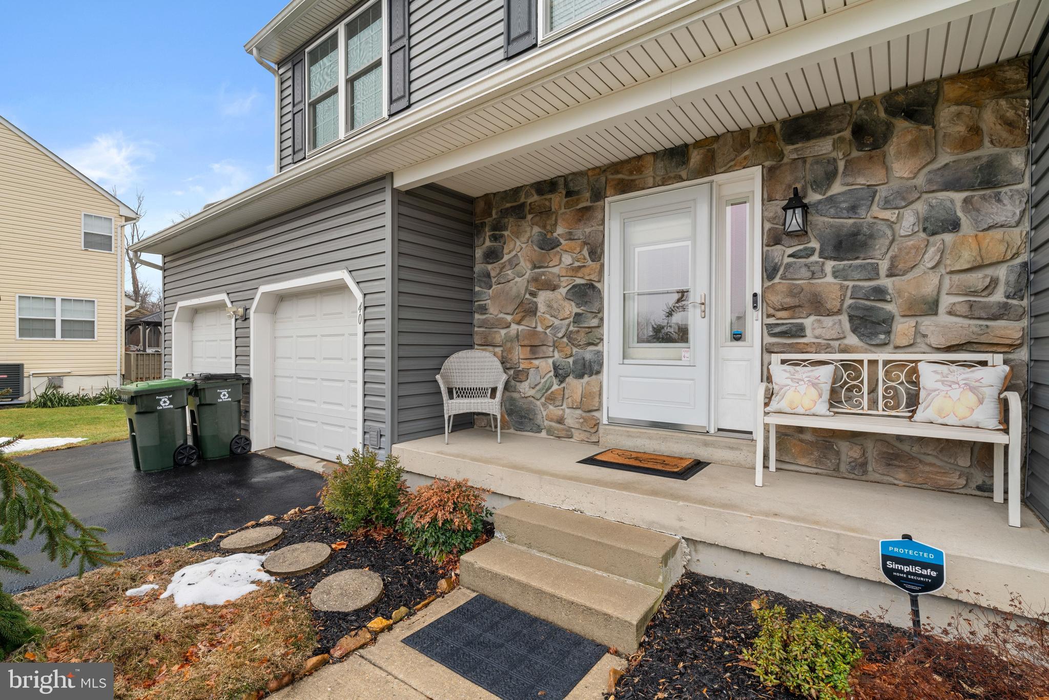 40 Beaver Run Road Downingtown, PA 19335 - Photo 4 of 49 Front Porch