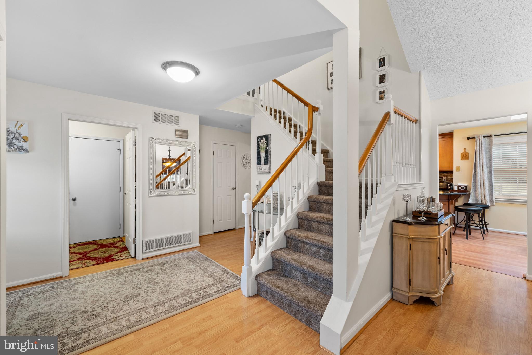 40 Beaver Run Road Downingtown, PA 19335 - Photo 7 of 49 Entry Foyer