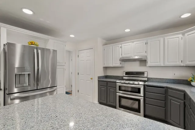 $1,279,000 | 15 Penobscot Drive, Natick, MA 01760