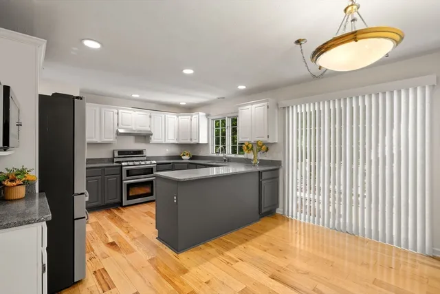 $1,279,000 | 15 Penobscot Drive, Natick, MA 01760