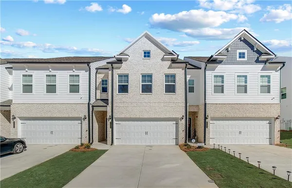 $304,993 | 8203 Tiger Way, Riverdale, GA 30296