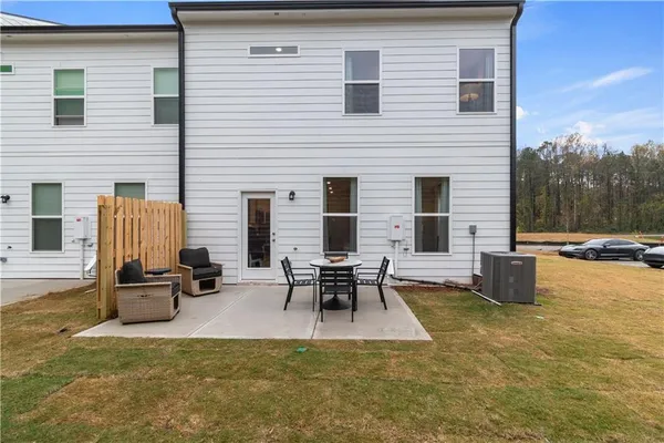 $304,993 | 8203 Tiger Way, Riverdale, GA 30296
