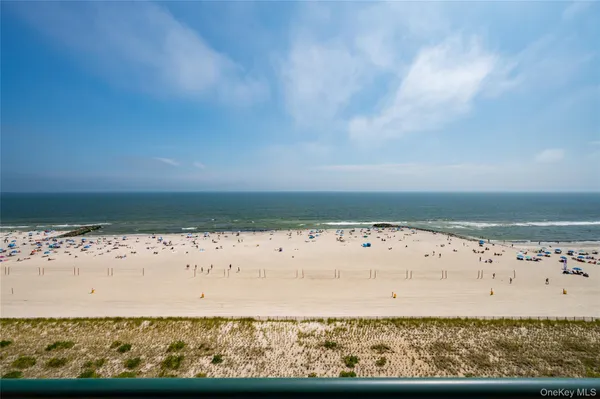 $1,800,000 | 26 West Broadway, Unit 505, Long Beach, NY 11561