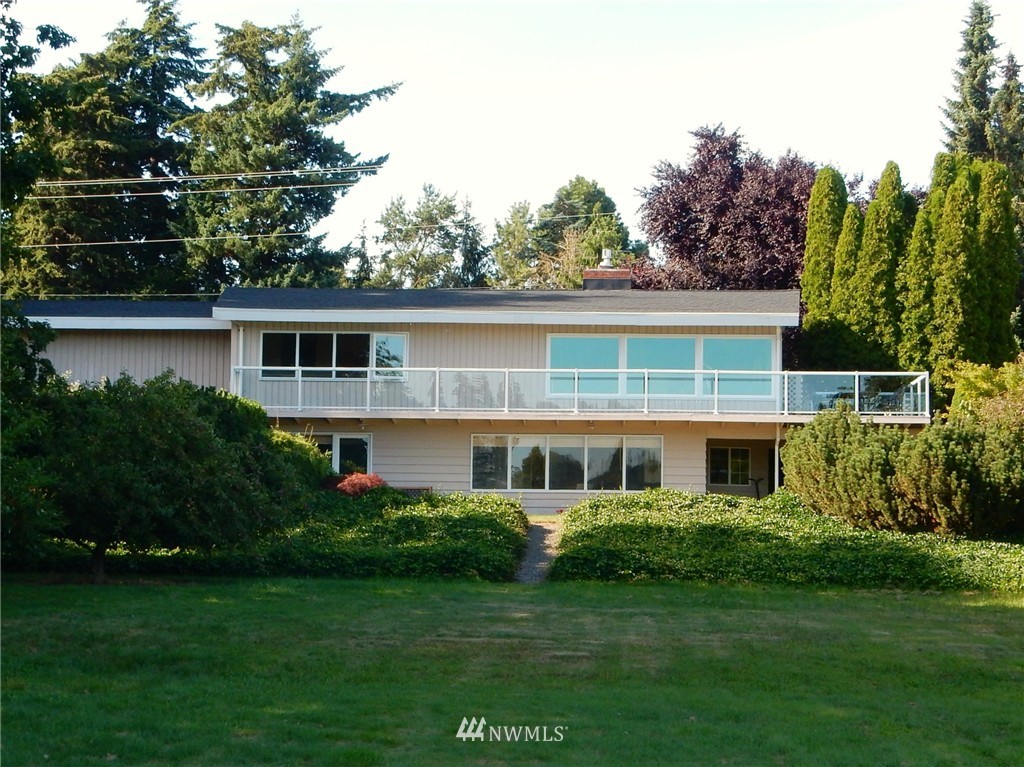 129 East Wiser Lake Road Lynden, WA 98264 - Photo 1 of 25