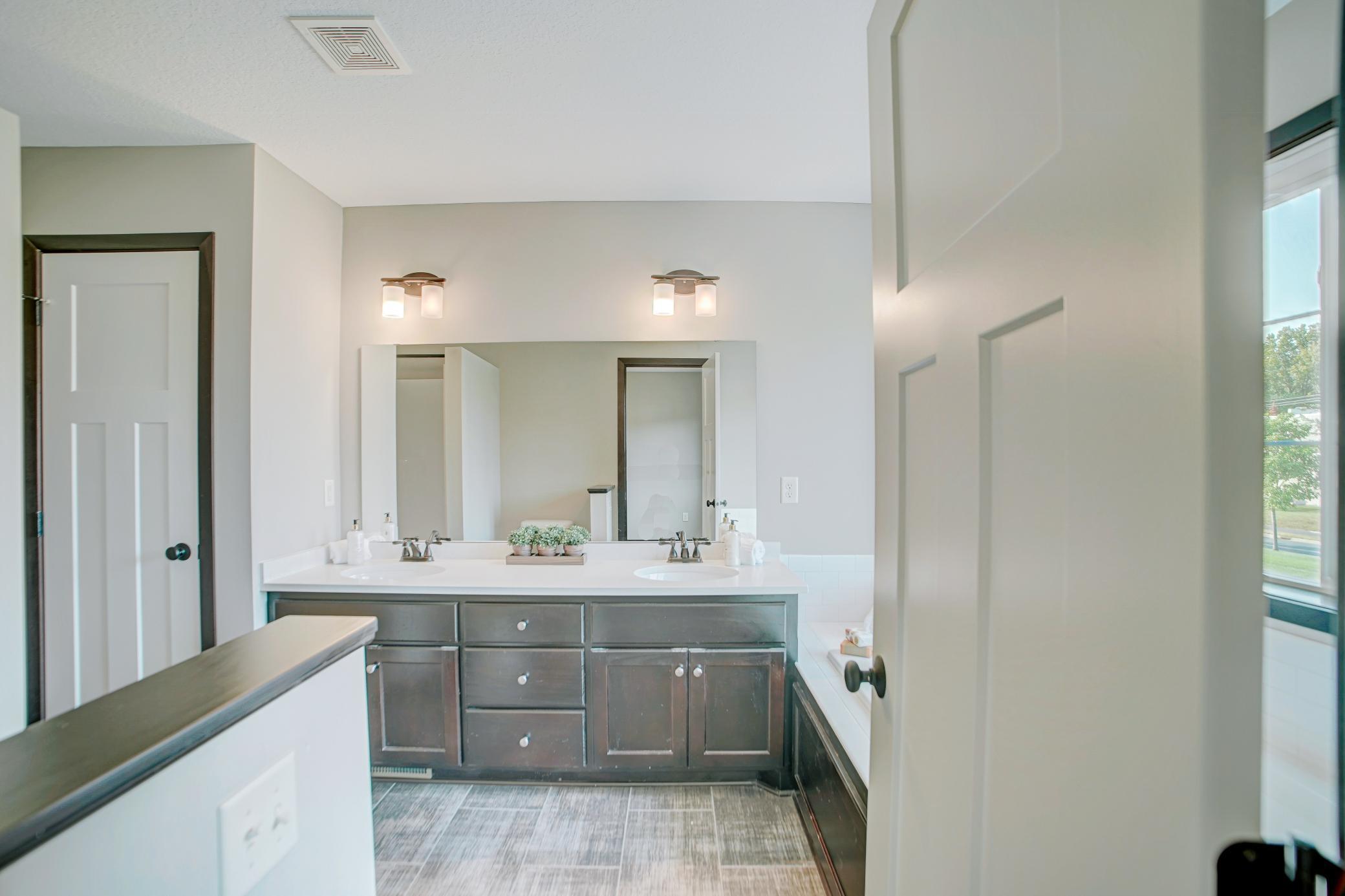 2674 County Rd H2 Mounds View, MN 55112 - Photo 35 of 44