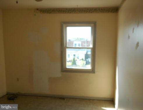 8030 Wynbrook Road Baltimore, MD 21224 - Photo 6 of 10 Bedroom