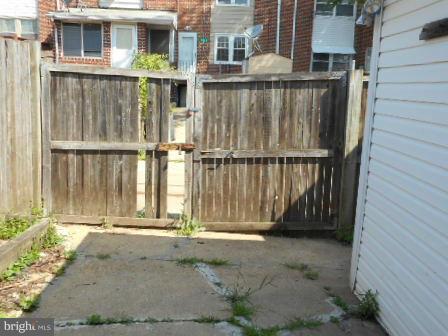 8030 Wynbrook Road Baltimore, MD 21224 - Photo 10 of 10 Exterior (Rear)