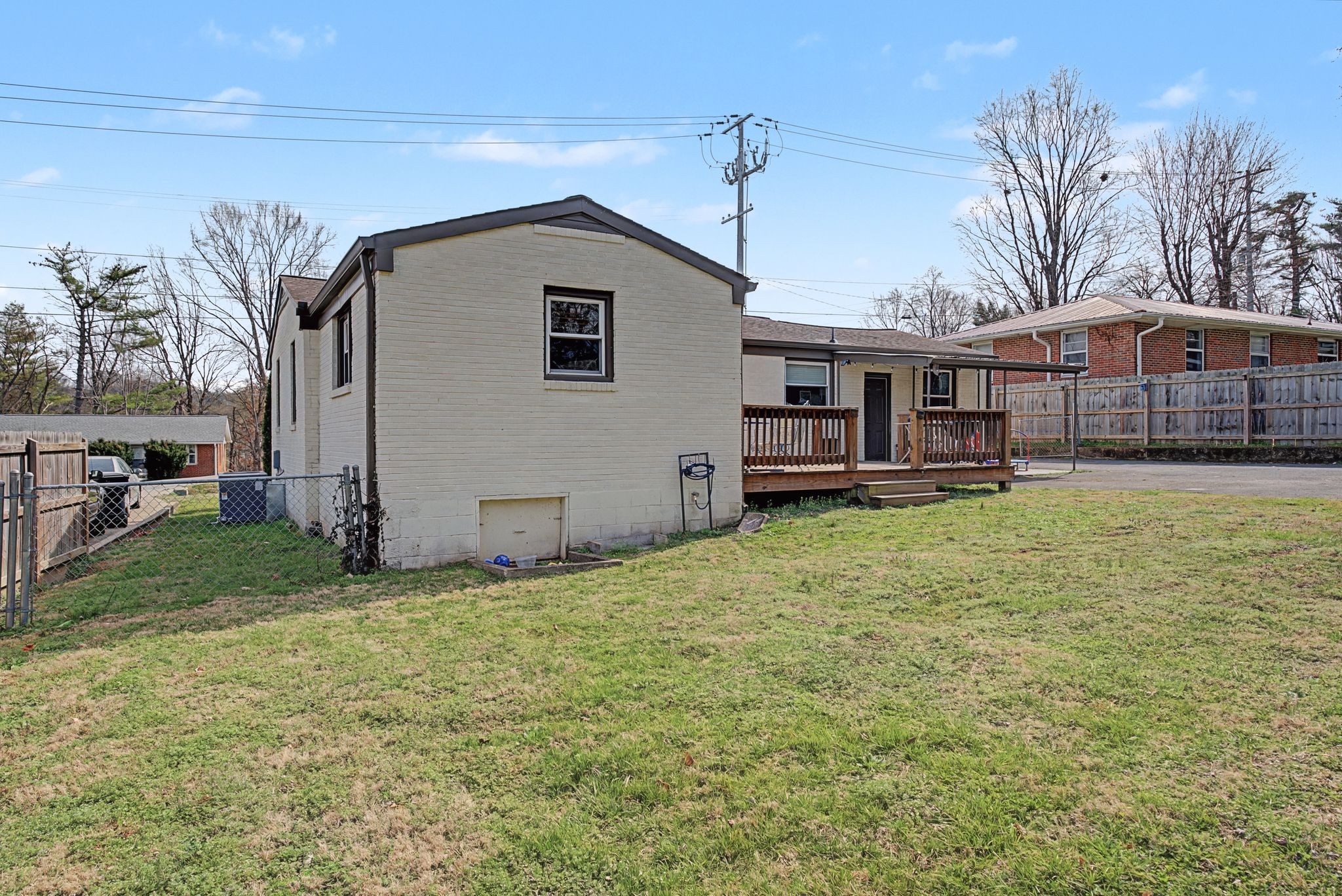 820 Allen Road Nashville, TN 37214 - Photo 28 of 28 a front view of a house with a yard