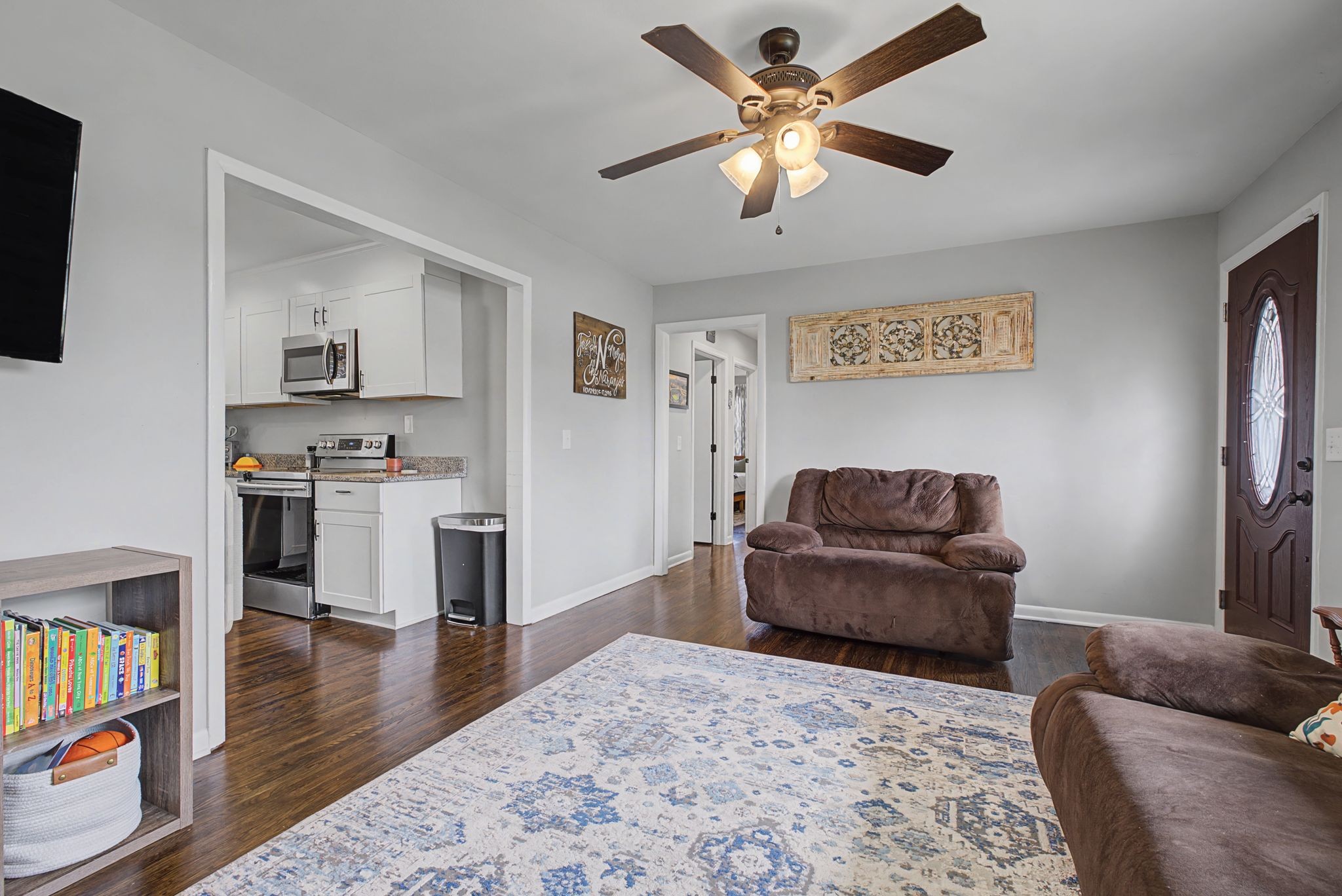 820 Allen Road Nashville, TN 37214 - Photo 7 of 28 a living room with furniture and a flat screen tv