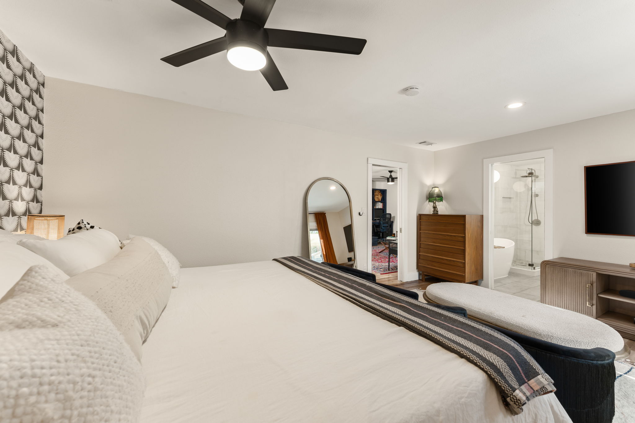 5905 Leisure Run Road Austin, TX 78745 - Photo 14 of 22