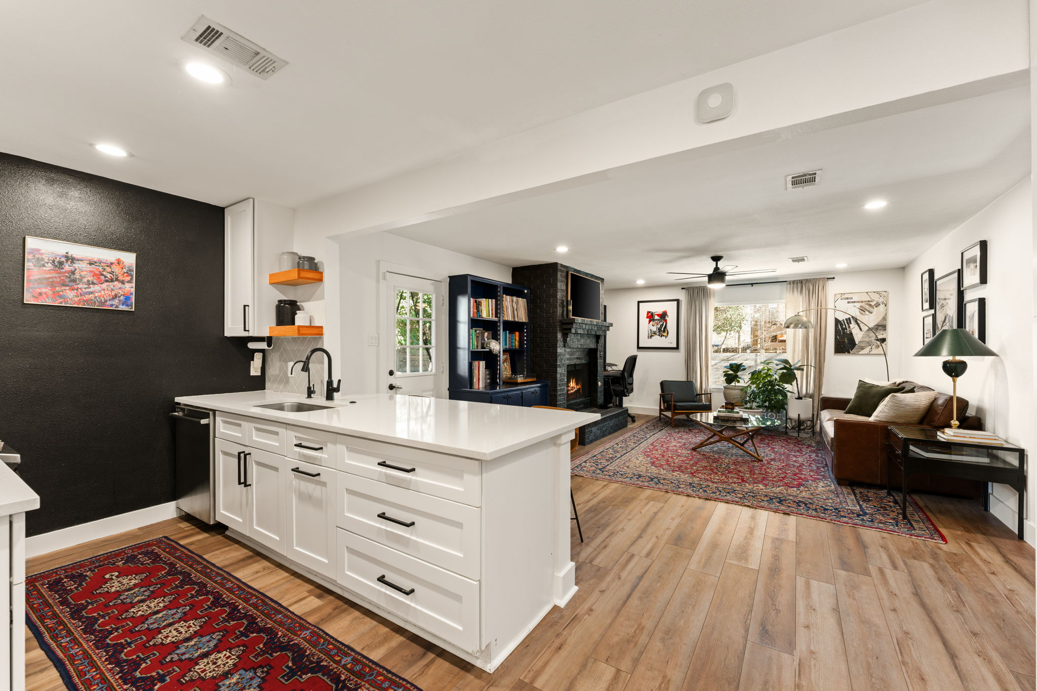 5905 Leisure Run Road Austin, TX 78745 - Photo 9 of 22