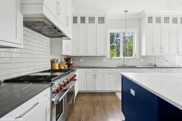 $2,200,000 | 428 Beverly Drive, Wilmette, IL 60091