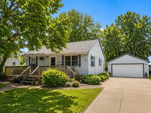 $89,000 | 709 Mountain Lake Road, Mountain Lake, MN 56159