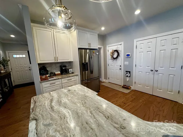 $375,000 | 1000 Jessica Lane, Matthews, NC 28104