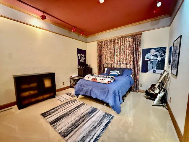 $475,000 | 804 Walter Wilmeth Drive, Spearman, TX 79081