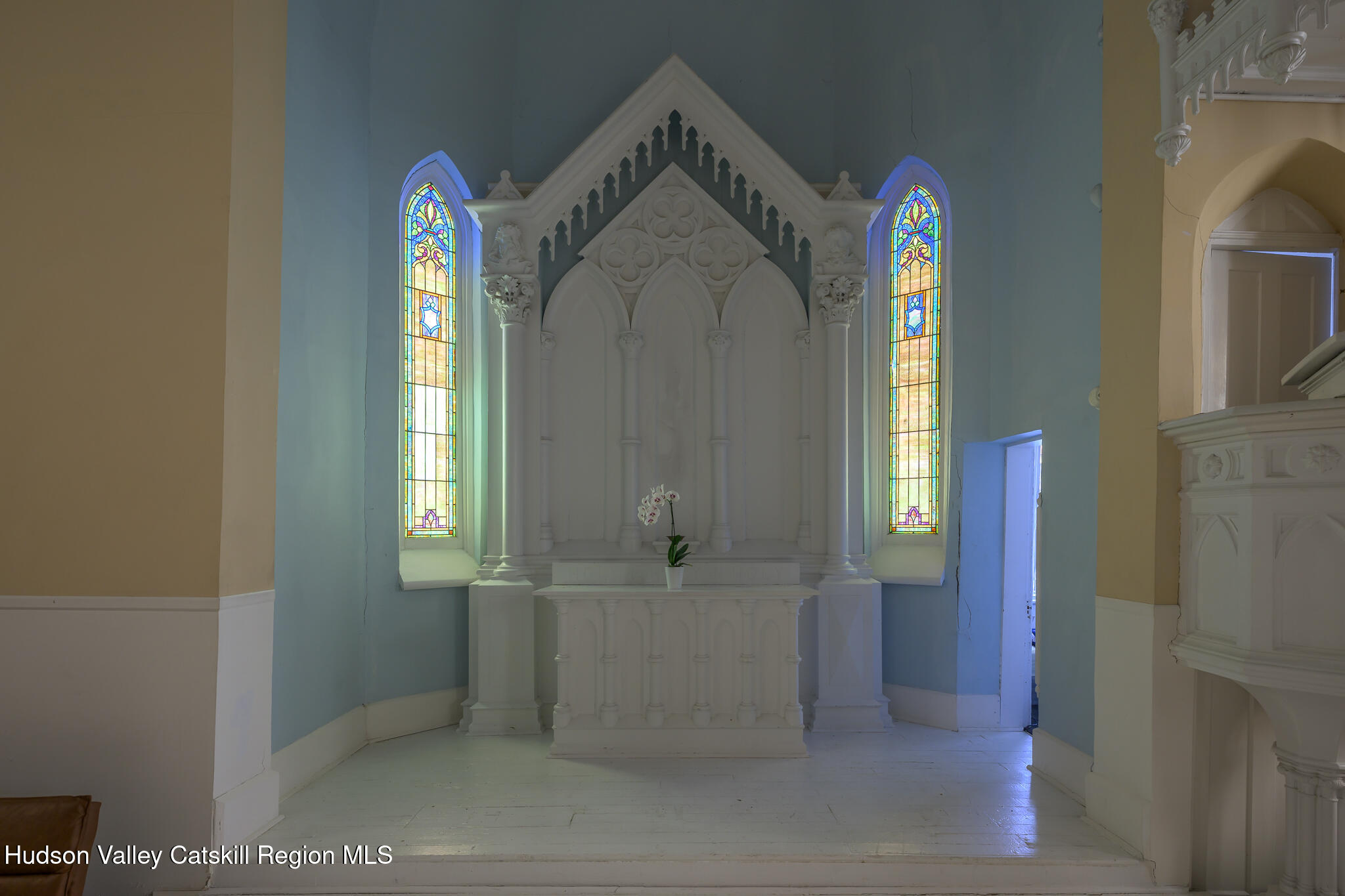 428 State Street Hudson, NY 12534 - Photo 12 of 23 a view of a hallway with windows