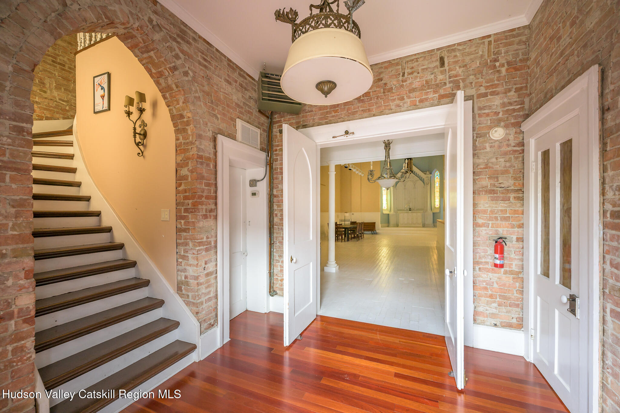 428 State Street Hudson, NY 12534 - Photo 5 of 23