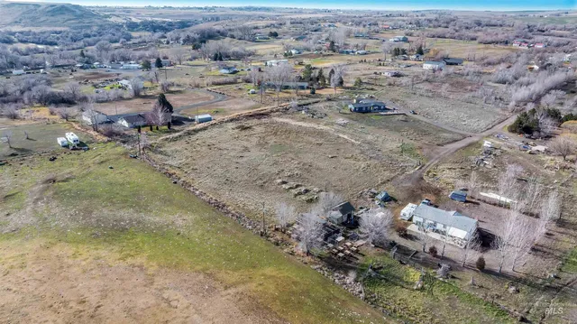 $110,000 | 1221 East 4356 Street, Buhl, ID 83316