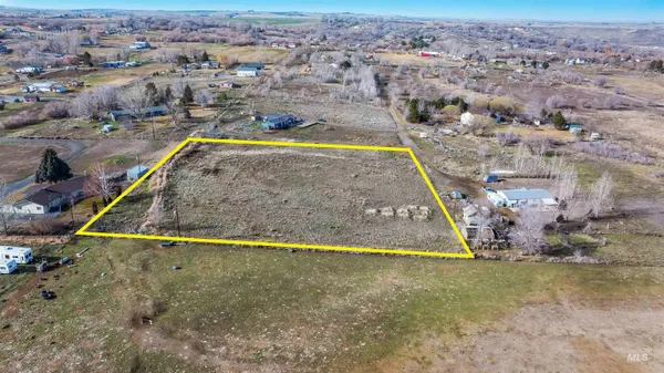 $110,000 | 1221 East 4356 Street, Buhl, ID 83316