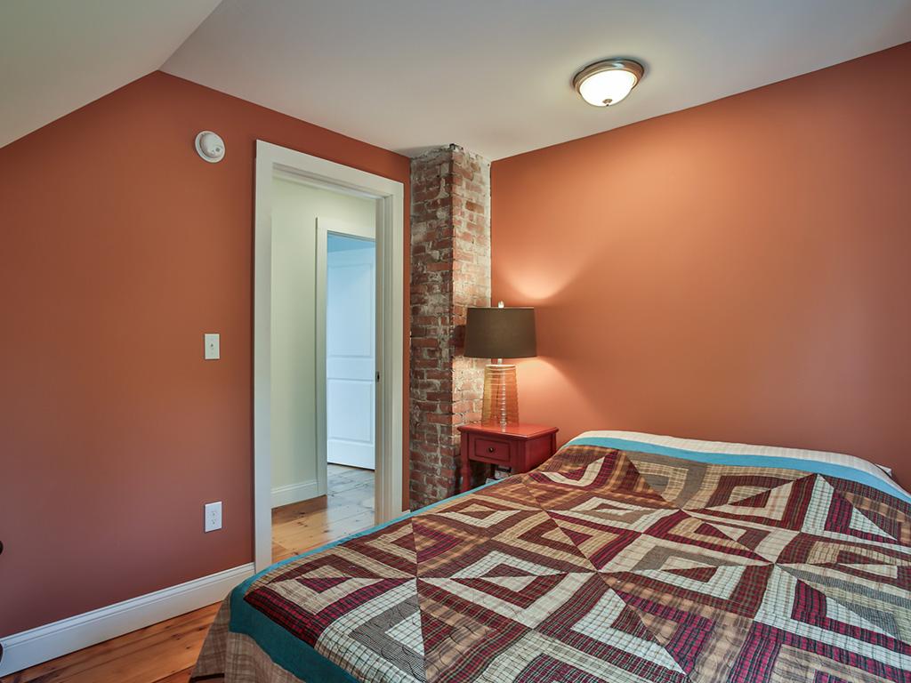 110 Maple Street Wilton, NH 03086 - Photo 23 of 36