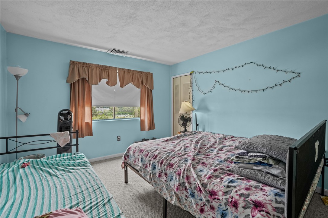 196 Old River Road, Unit 166 Lincoln, RI 02865 - Photo 14 of 20 Bedroom 2 with large closet