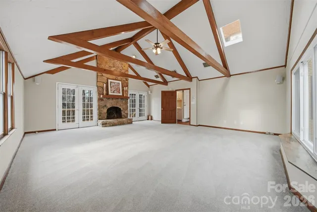 $549,000 | 4041 4th St Court Northwest, Hickory, NC 28601