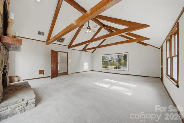 $549,000 | 4041 4th St Court Northwest, Hickory, NC 28601