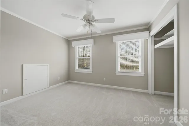 $549,000 | 4041 4th St Court Northwest, Hickory, NC 28601