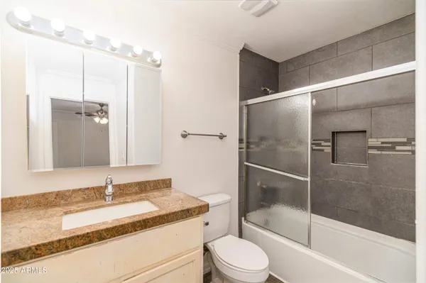 $1,549 | 337 North 15th Avenue, Unit A, Phoenix, AZ 85007
