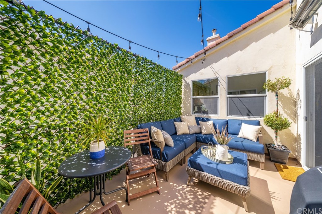 618 Iris Avenue, Unit B Corona del Mar, CA 92625 - Photo 17 of 53