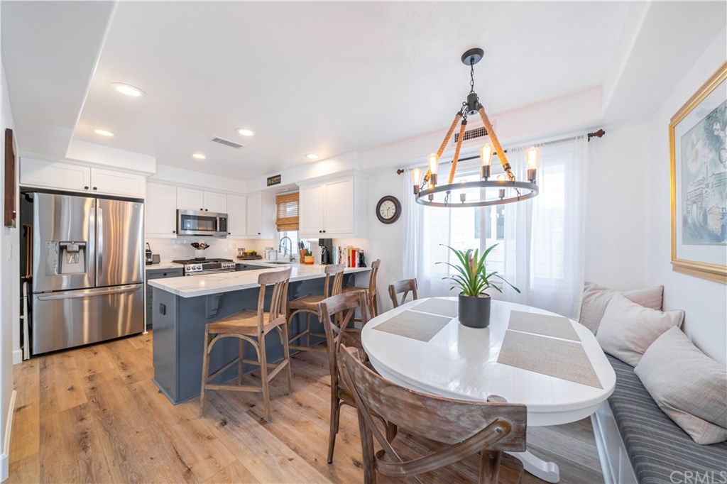 618 Iris Avenue, Unit B Corona del Mar, CA 92625 - Photo 3 of 53