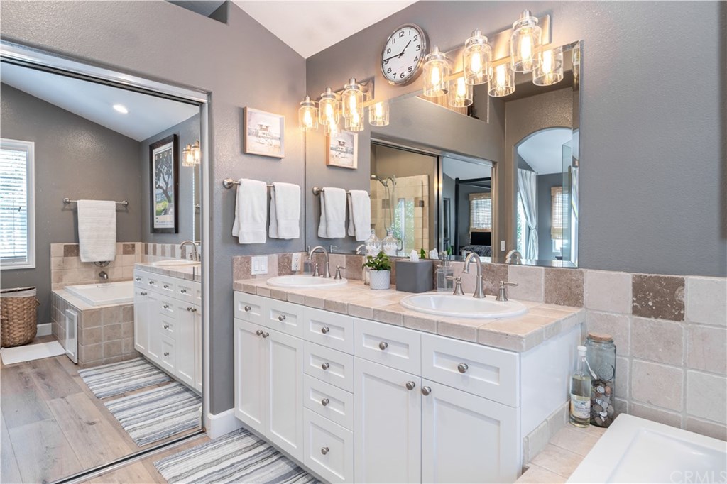 618 Iris Avenue, Unit B Corona del Mar, CA 92625 - Photo 25 of 53