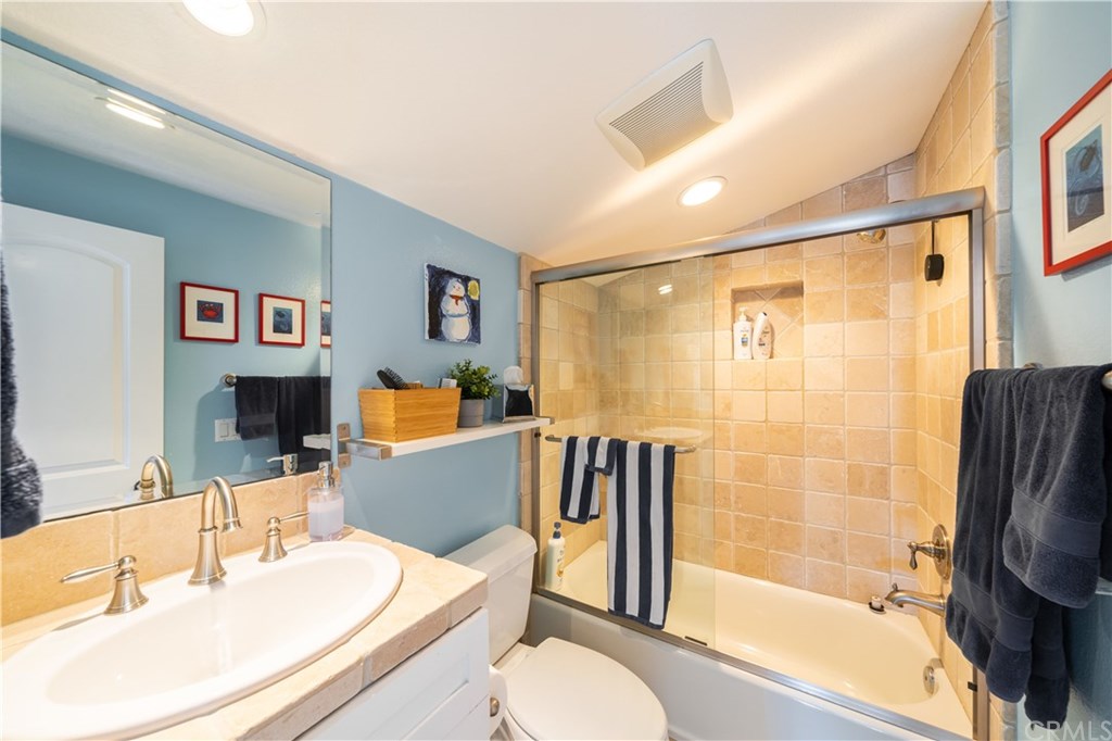 618 Iris Avenue, Unit B Corona del Mar, CA 92625 - Photo 36 of 53