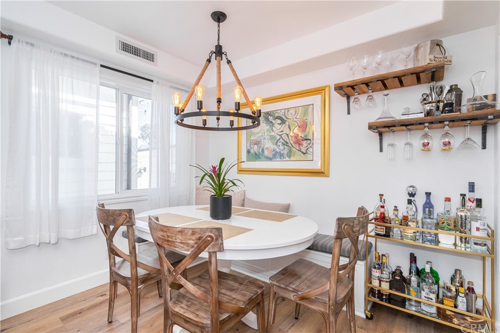 618 Iris Avenue, Unit B Corona del Mar, CA 92625 - Photo 10 of 53