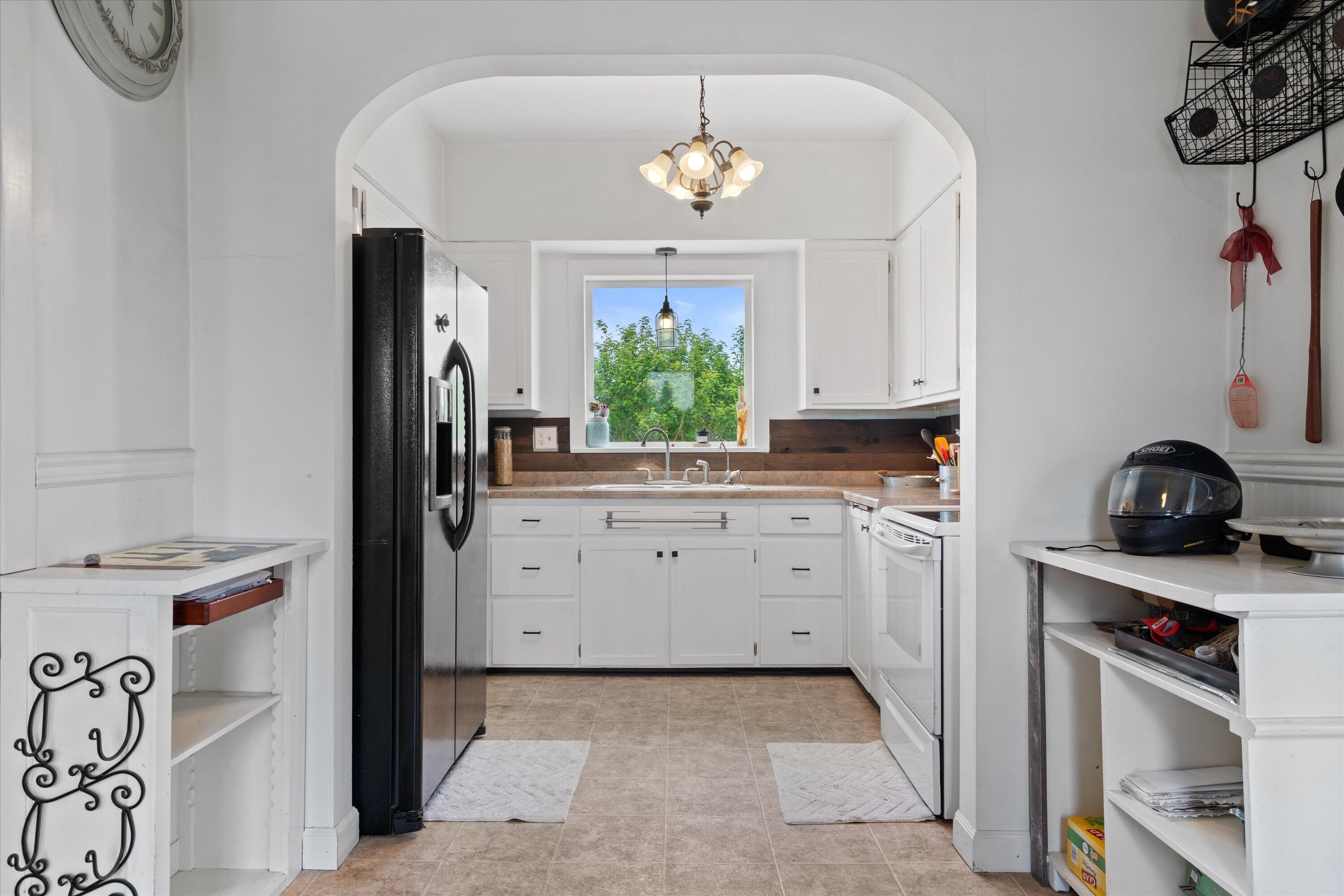 8922 County Highway West Wayne, WI 53010 - Photo 12 of 59 Kitchen