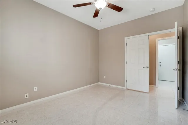 $2,600 | 319 Fox Lake Avenue, Las Vegas, NV 89148